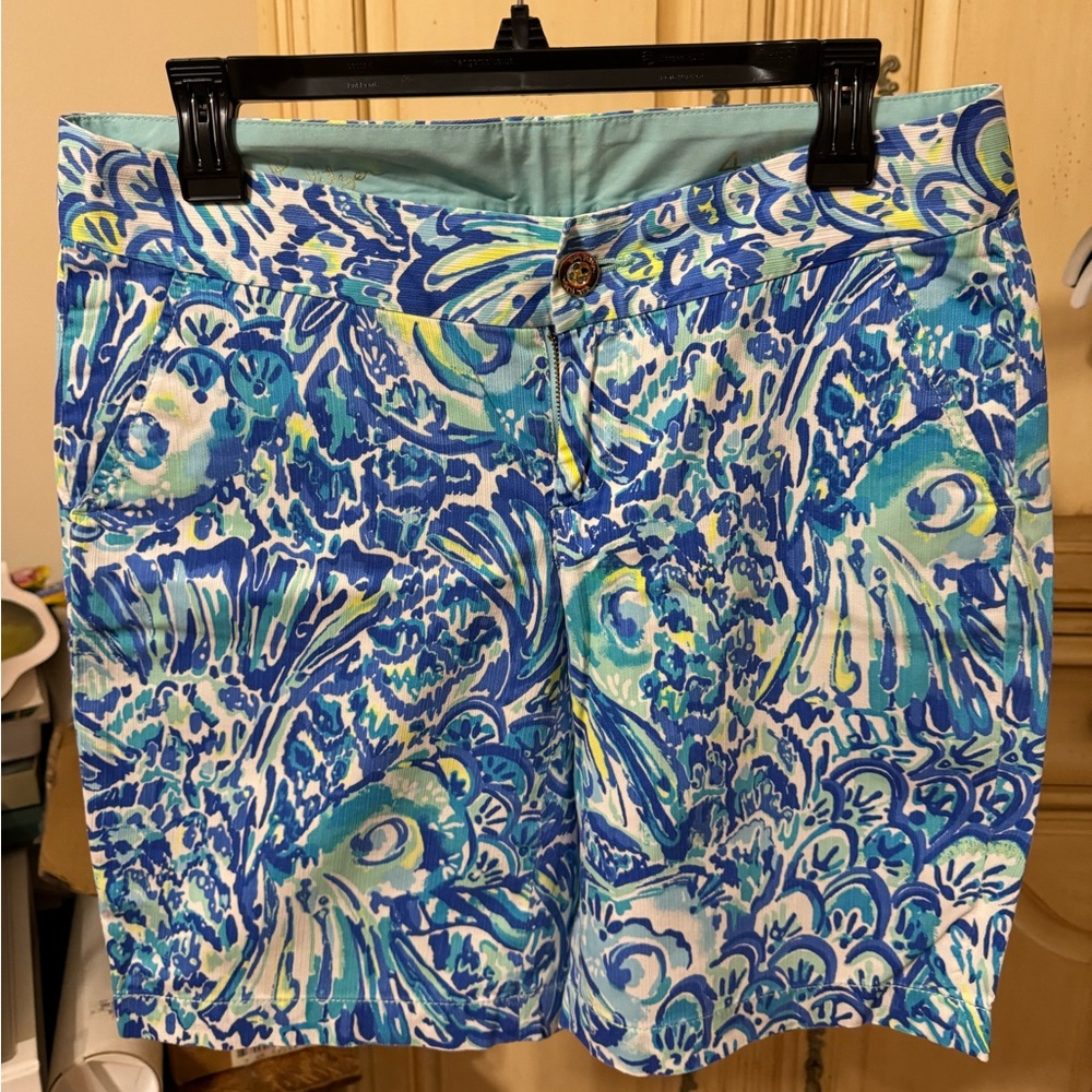 Lilly Pulitzer short